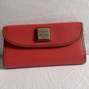 Dooney & Bourke wallet